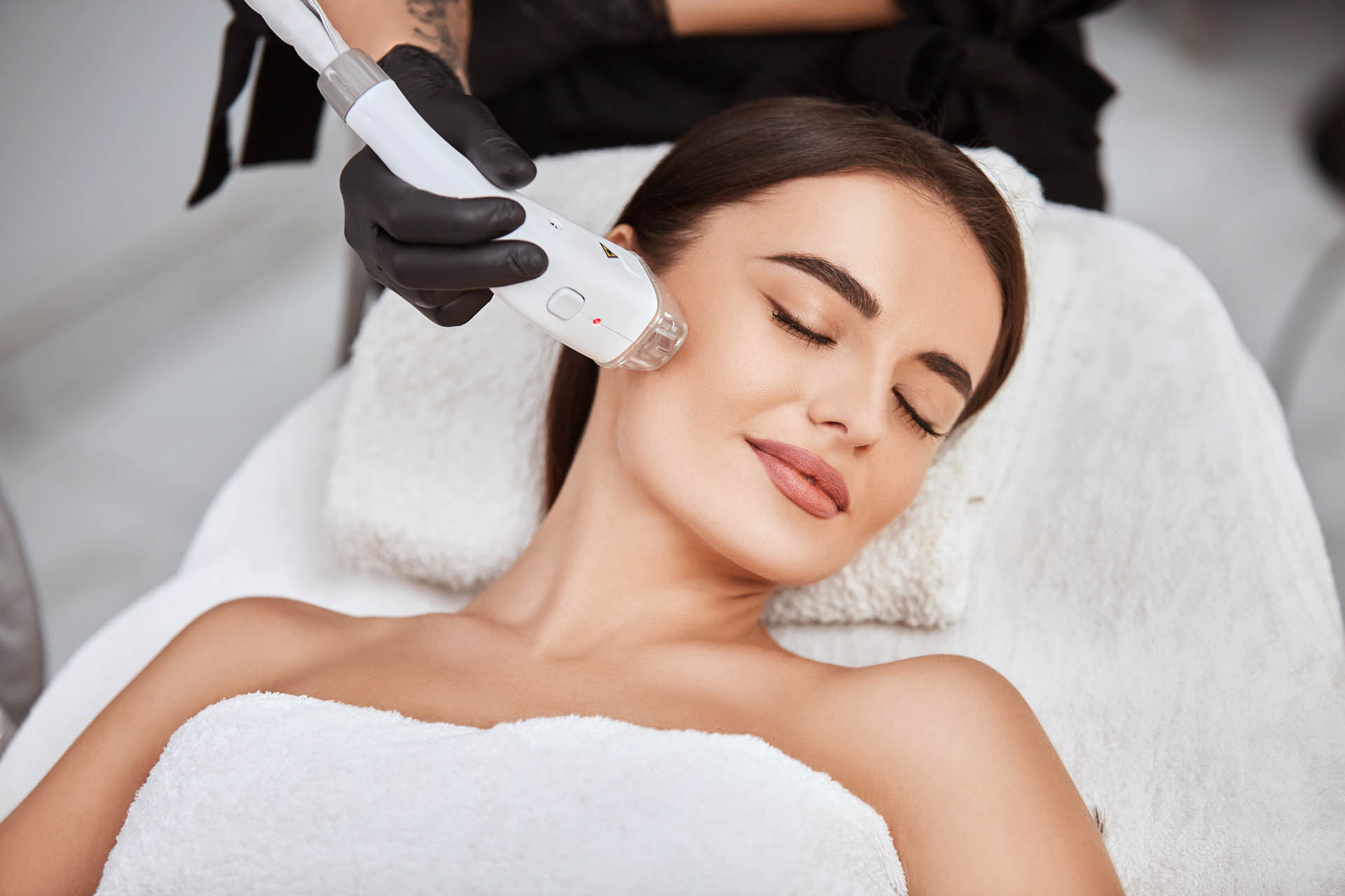 Laser hair removal Ealing - Laser Treatments - Silky Smooth